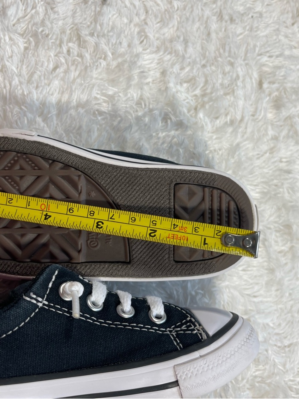 Converse Kids Low Top Sneaker in Black and White